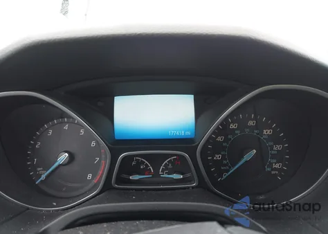 2014 Ford Focus Titanium z USA, uszkodzony, nr VIN 1FADP3J26EL193121